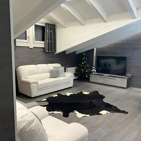 Apartment Mansarda Angel's *
