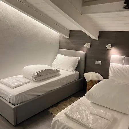Apartment Mansarda Angel's *